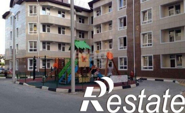 2-комн квартира Ленинградская улица, 76,  д. 76