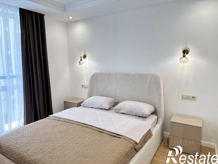 2-комн квартира улица Толстого, 27,  д. 27