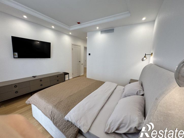2-комн квартира улица Толстого, 27,  д. 27