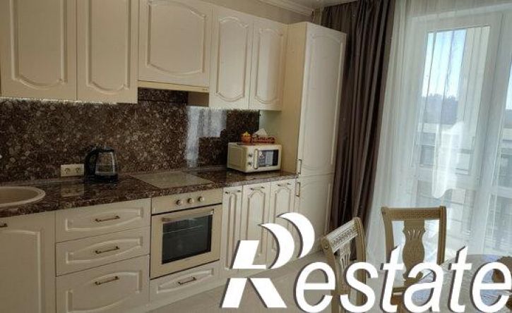 2-комн квартира улица Крылова, 13 к3,  д. 13 к3