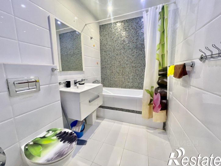 2-комн квартира улица Кирова, 84,  д. 84