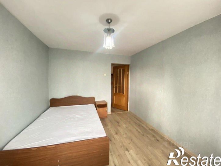 3-комн квартира улица Крылова, 16,  д. 16