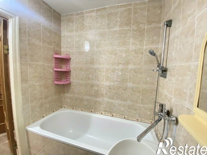 3-комн квартира улица Крылова, 16,  д. 16