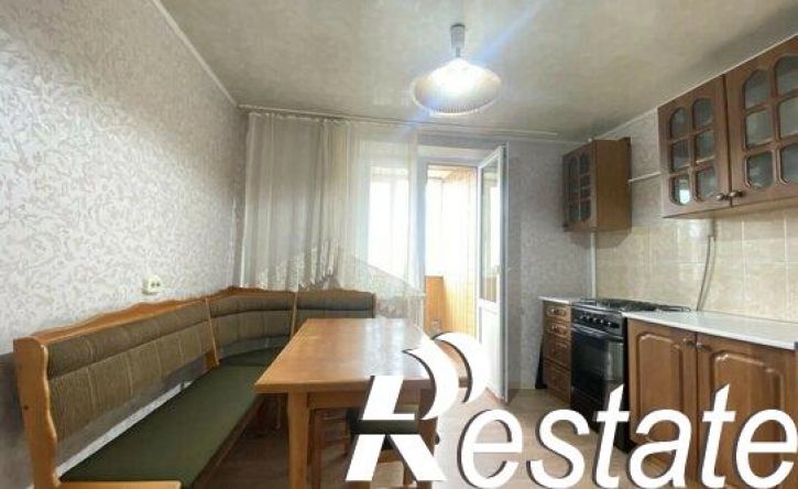 3-комн квартира улица Крылова, 16,  д. 16