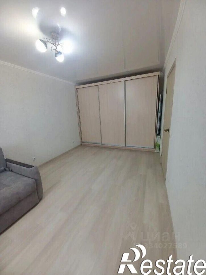 1-комн квартира улица Адмирала Пустошкина, 22 с13,  д. 22 с13