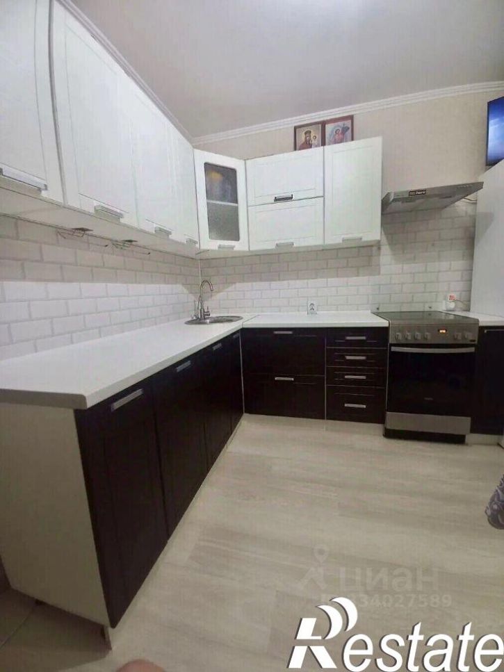 1-комн квартира улица Адмирала Пустошкина, 22 с13,  д. 22 с13