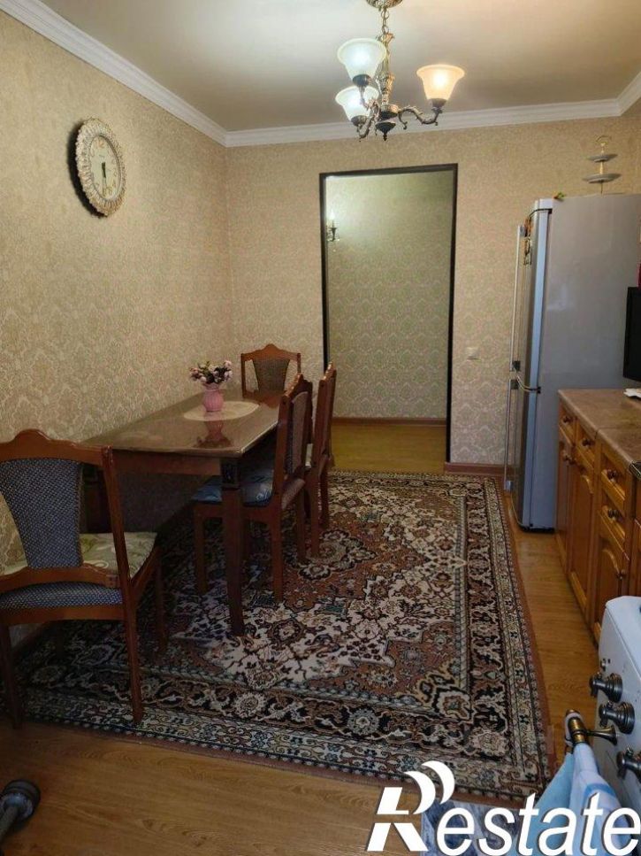 2-комн квартира 12-й микрорайон, 34
