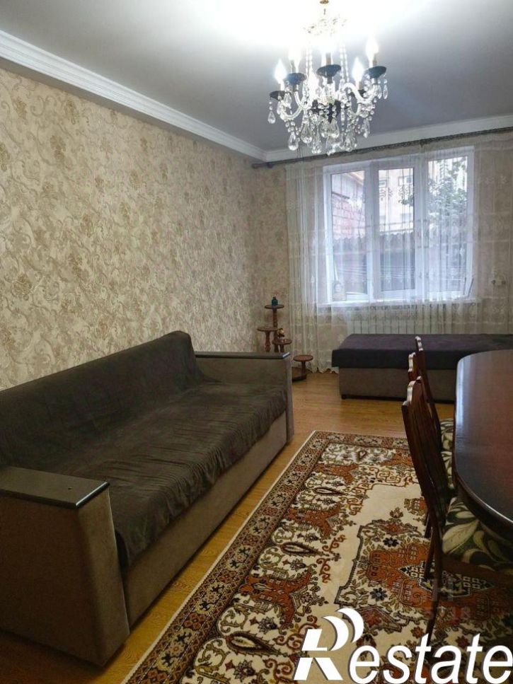 2-комн квартира 12-й микрорайон, 34