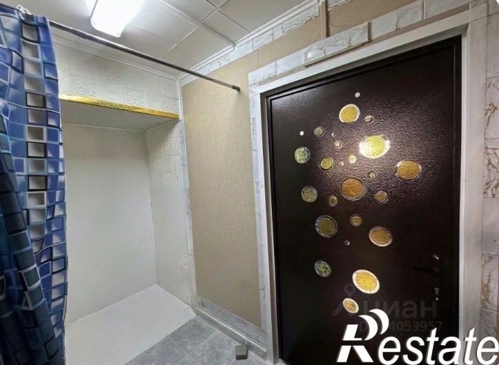 2-комн квартира улица Адмирала Пустошкина, 22 с6,  д. 22 с6