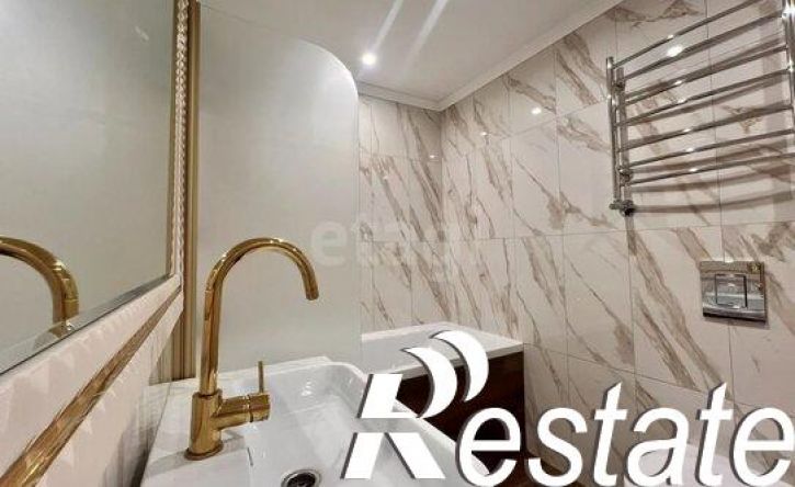 3-комн квартира улица Толстого, 26,  д. 26