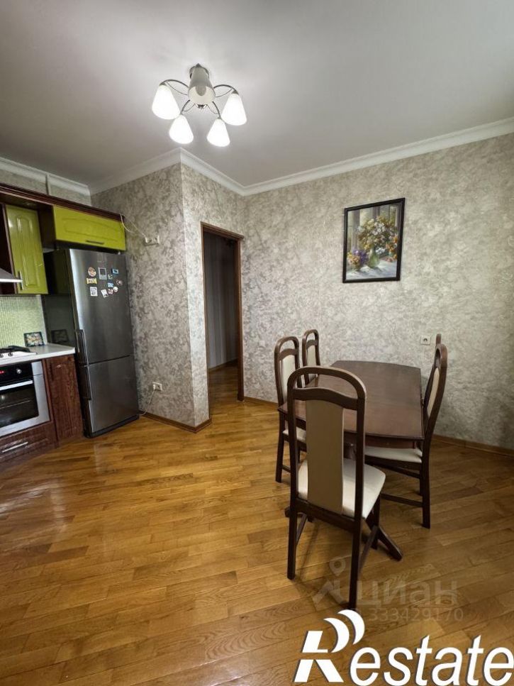 3-комн квартира Спортивная улица, 37А,  д. 37А