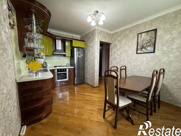 3-комн квартира Спортивная улица, 37А,  д. 37А