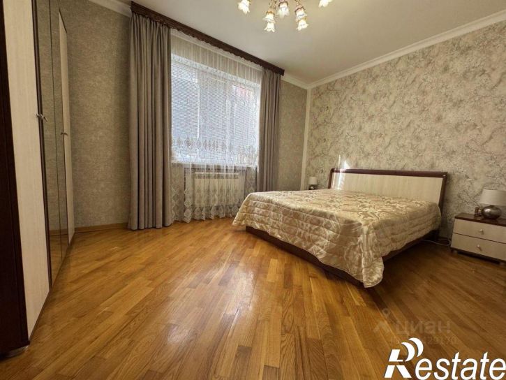 3-комн квартира Спортивная улица, 37А,  д. 37А