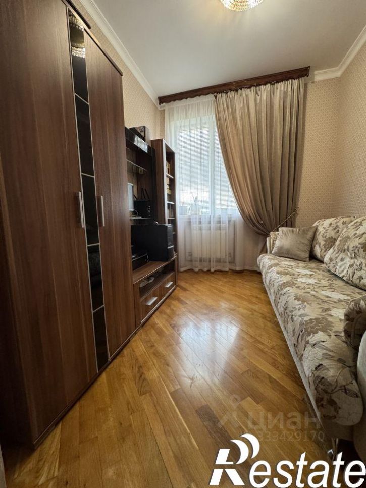 3-комн квартира Спортивная улица, 37А,  д. 37А