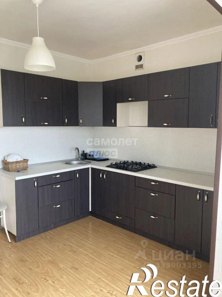 1-комн квартира улица Самбурова, 239,  д. 239