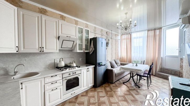 2-комн квартира Ленинградская улица, 81,  д. 81