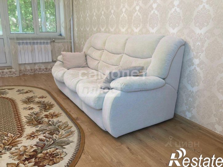 2-комн квартира улица Самбурова, 239,  д. 239
