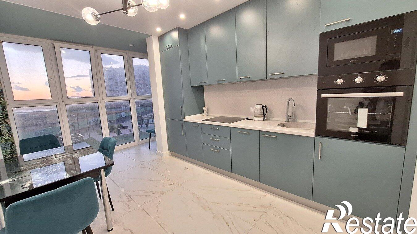 Купить квартиру за 13 500 000 рублей на улица Крылова, 13к3