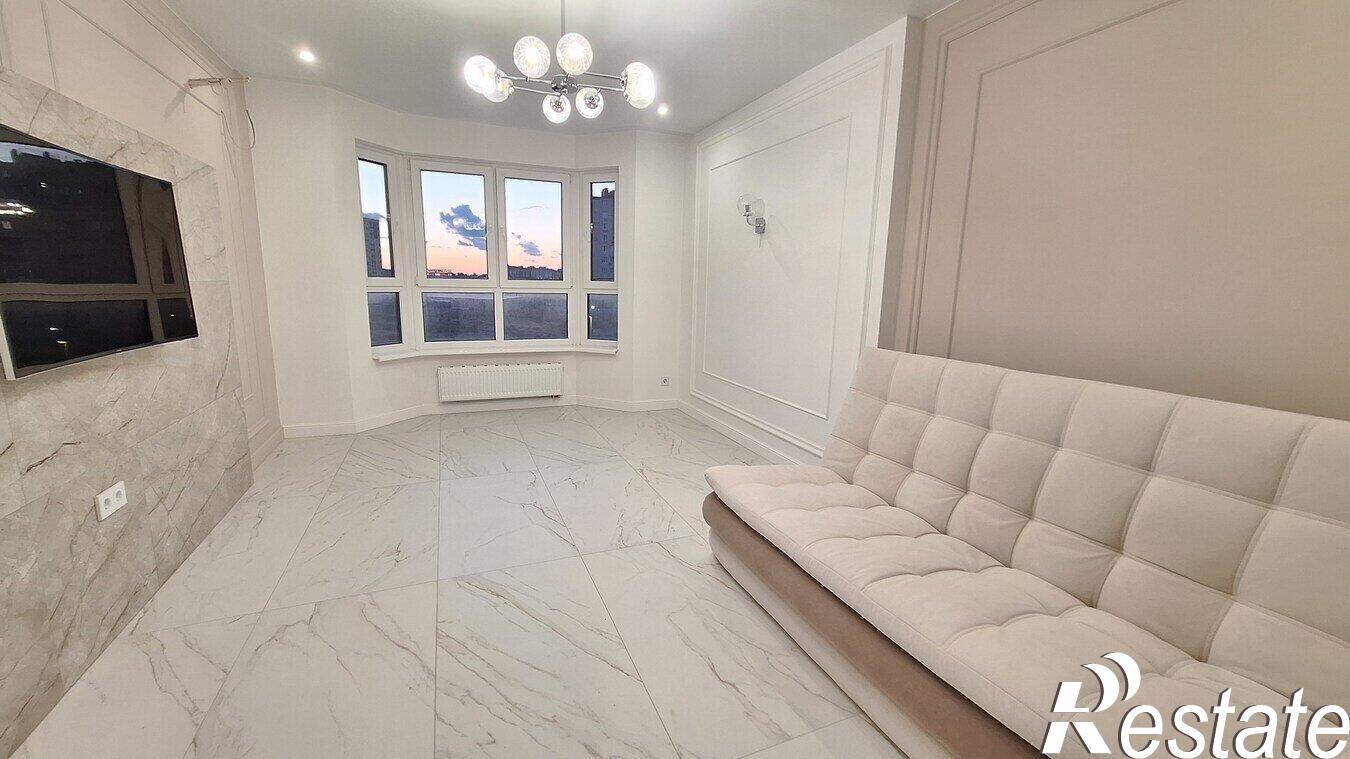 Купить квартиру за 13 500 000 рублей на улица Крылова, 13к3