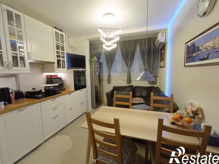 2-комн квартира улица Ленина, 180Ак10