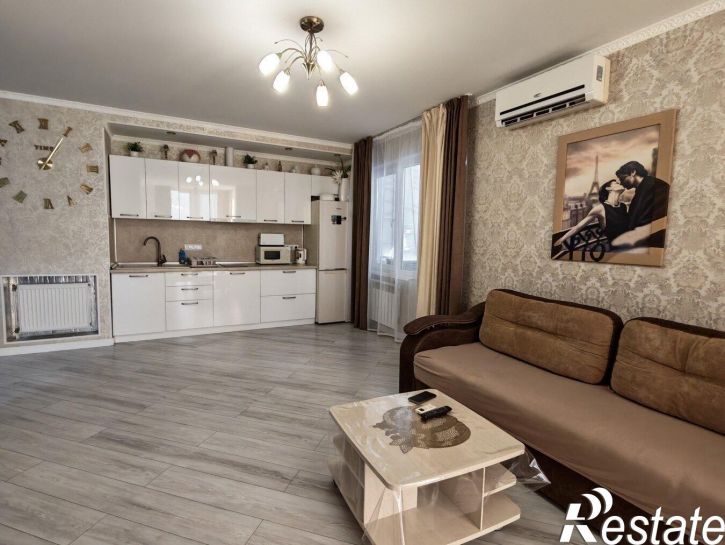 2-комн квартира улица Кирова, 84