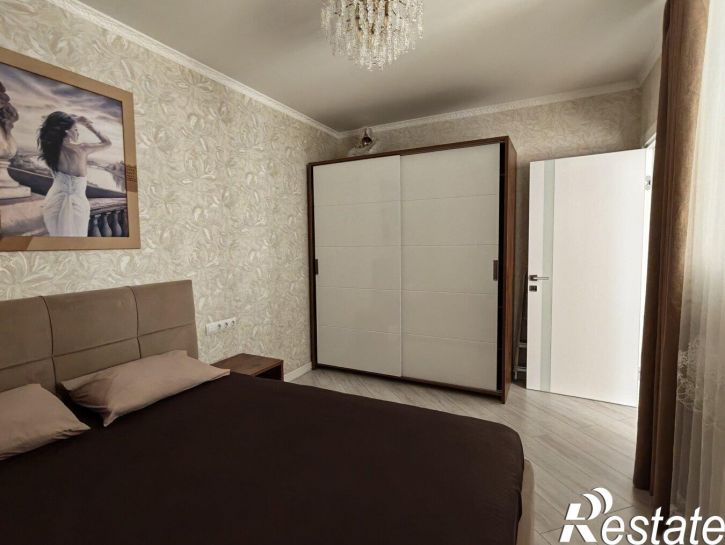 2-комн квартира улица Кирова, 84