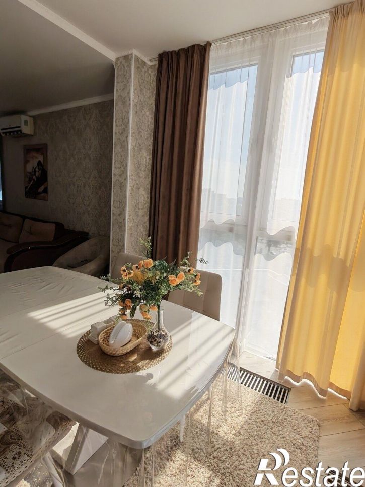 2-комн квартира улица Кирова, 84