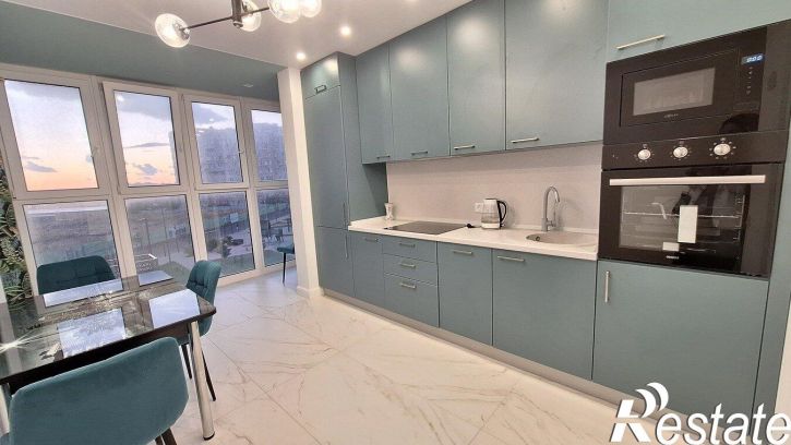 2-комн квартира улица Крылова, 13к3