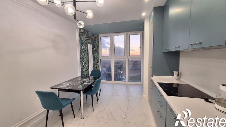 2-комн квартира улица Крылова, 13к3