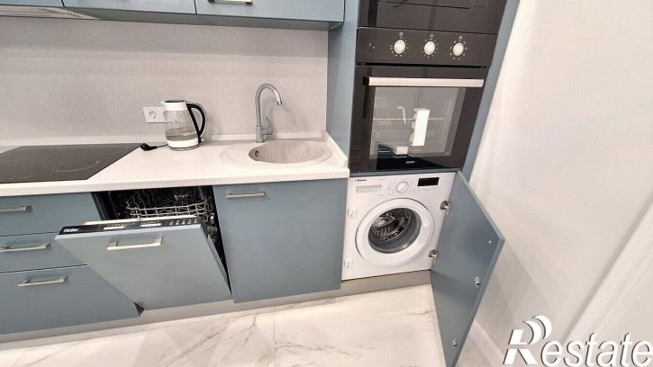 2-комн квартира улица Крылова, 13к3