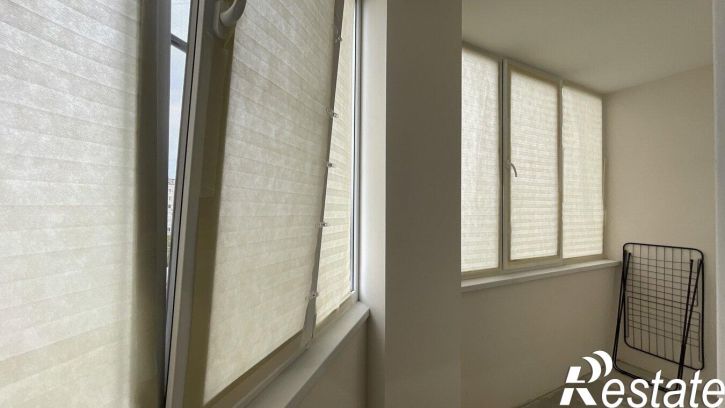 2-комн квартира улица Крылова, 23к2