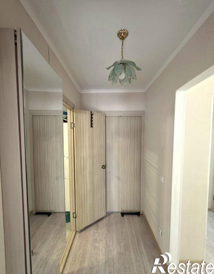 2-комн квартира улица Адмирала Пустошкина, 22с1