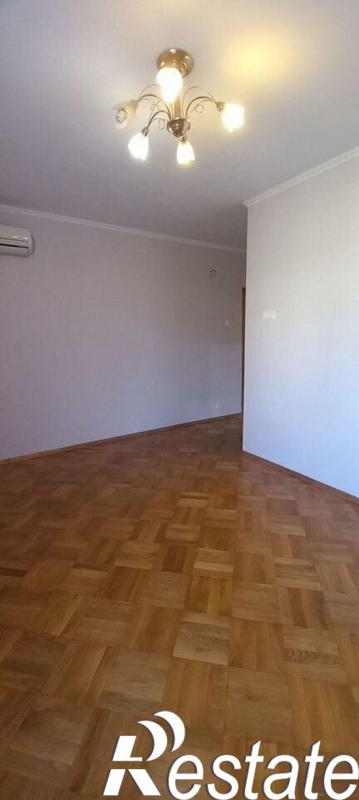 2-комн квартира улица Тургенева, 271
