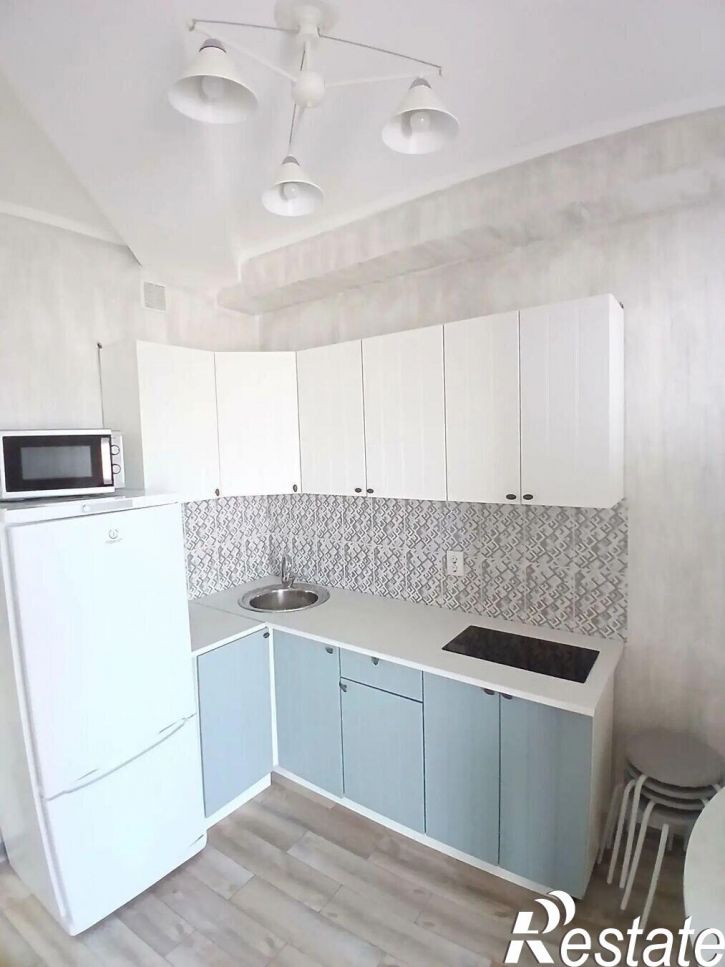 2-комн квартира улица Кирова, 1