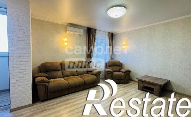 3-комн квартира улица Толстого, 122,  д. 122