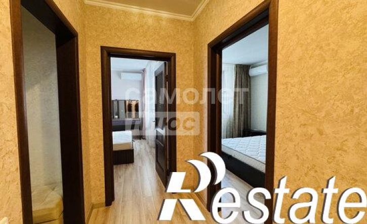 3-комн квартира улица Толстого, 122,  д. 122