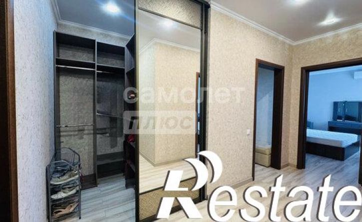 3-комн квартира улица Толстого, 122,  д. 122