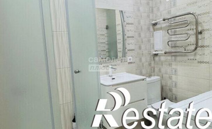 3-комн квартира улица Толстого, 122,  д. 122