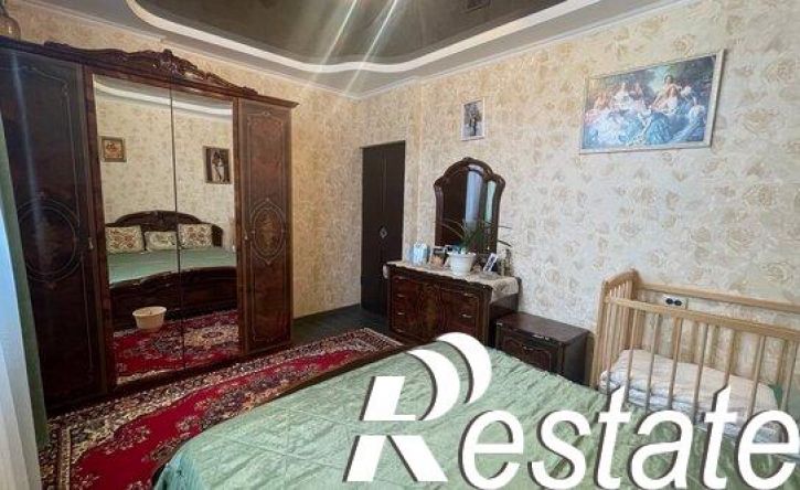 2-комн квартира Ленинградская улица, 81,  д. 81