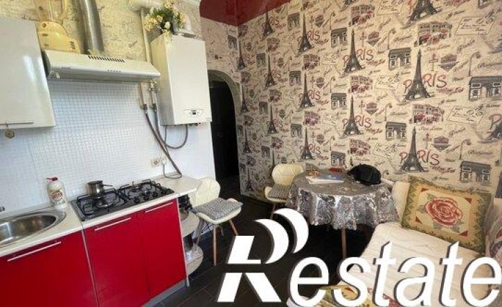 2-комн квартира Ленинградская улица, 81,  д. 81