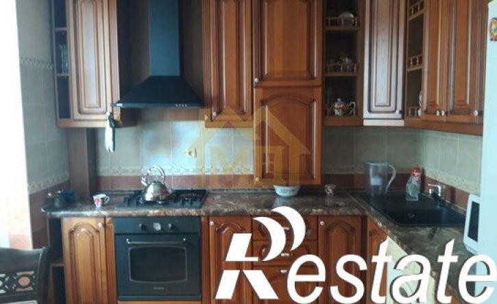 2-комн квартира Крымская улица, 242,  д. 242