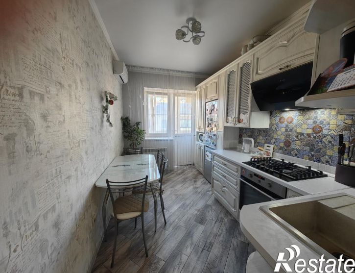 2-комн квартира улица Ленина, 180к6