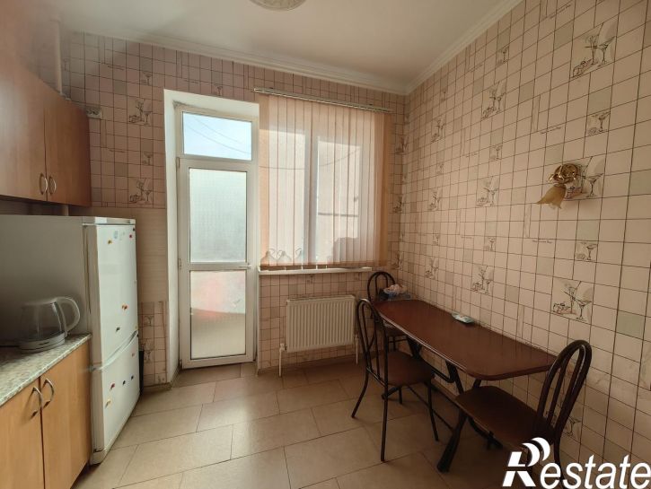 2-комн квартира Крымская улица, 112