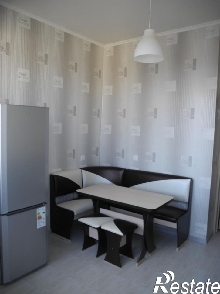 3-комн квартира Парковая улица, 52