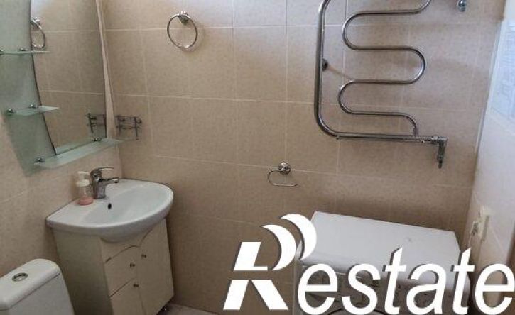 3-комн квартира улица Толстого, 50,  д. 50