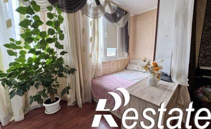 3-комн квартира Стахановская улица, 13,  д. 13