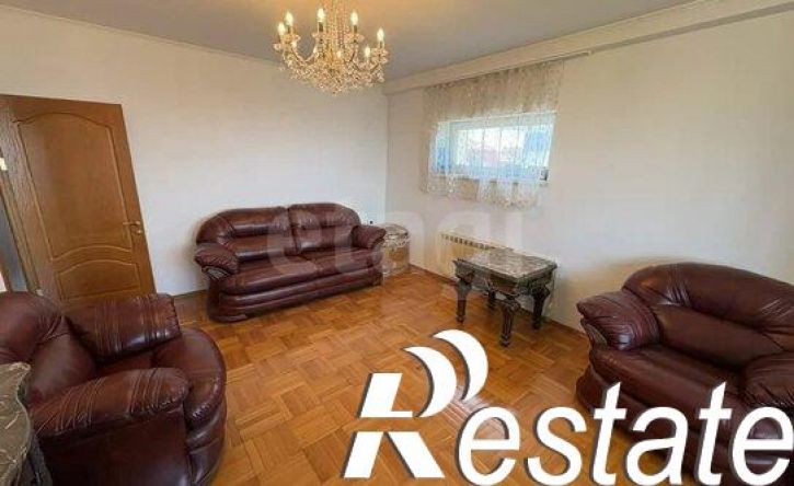 3-комн квартира улица Горького, 2Б,  д. 2Б