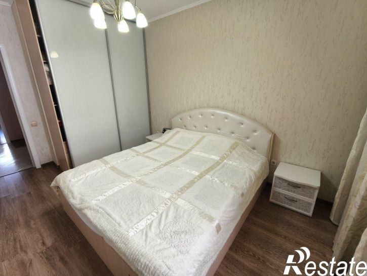 3-комн квартира улица Краснозелёных, 12Б
