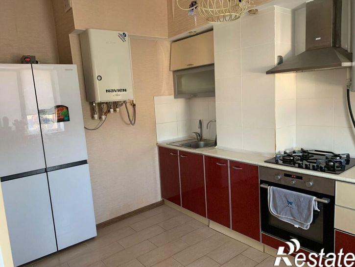 3-комн квартира улица Краснозелёных, 12Б