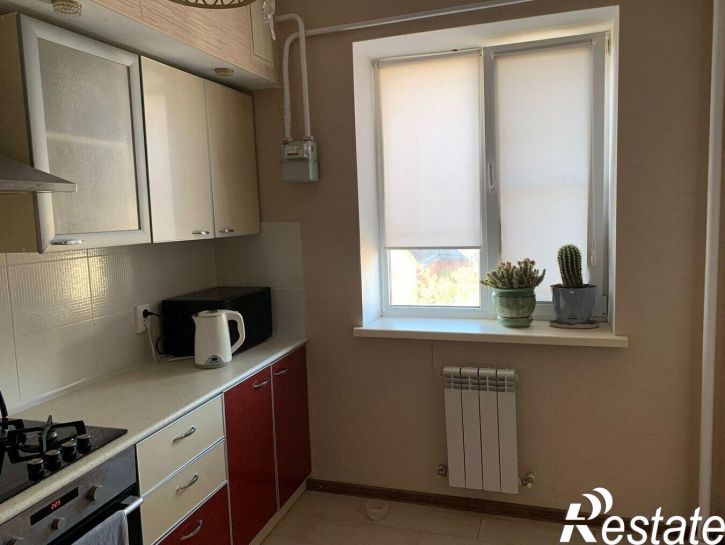 3-комн квартира улица Краснозелёных, 12Б